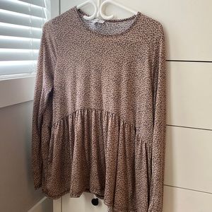 Gaze Women’s top, size L - like new.